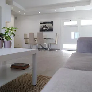 casa-max-tenerife.tenerifehoteles.net/